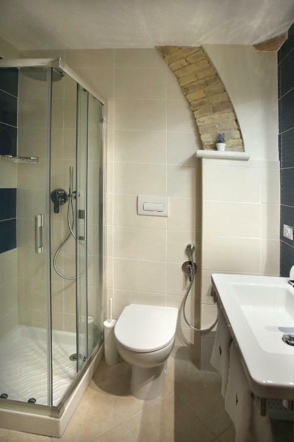 Victoria Royal Apartments & Rooms Termoli Exterior photo