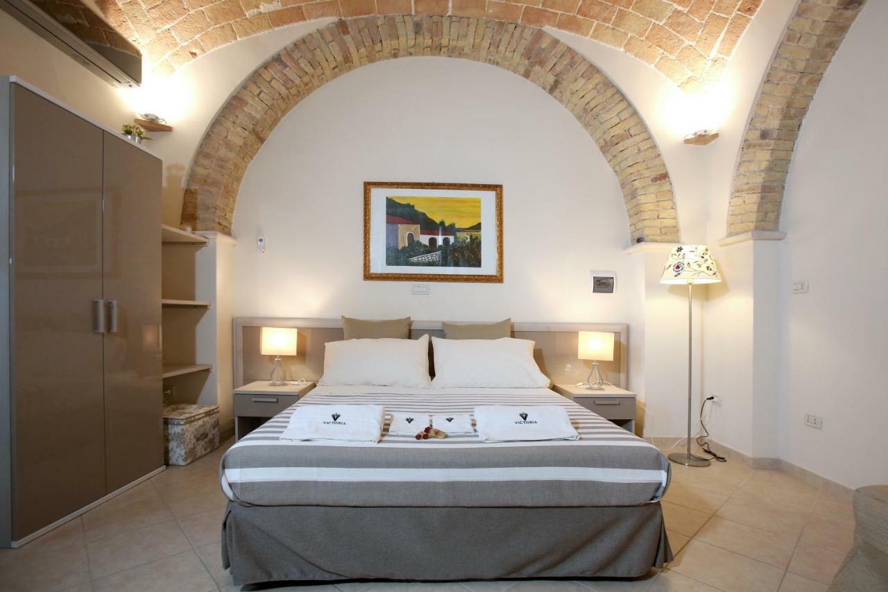 Victoria Royal Apartments & Rooms Termoli Exterior photo